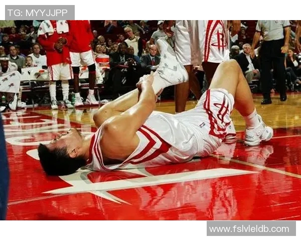 姚明的篮球传奇与生活瞬间尽在这组精彩照片中一同回顾