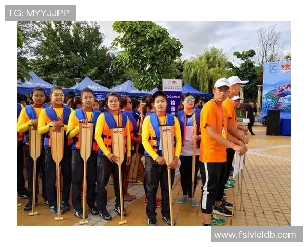 足球明星齐聚贵州激情对决精彩瞬间尽在视频中展现 足球明星齐聚贵州激情对决精彩瞬间尽在视频中展现